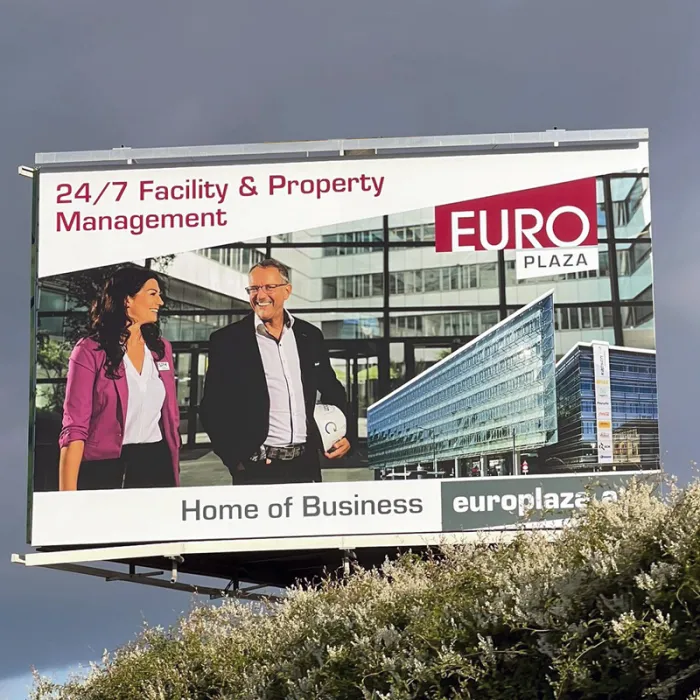 euro-plaza_meagaboard_facility_2.jpg