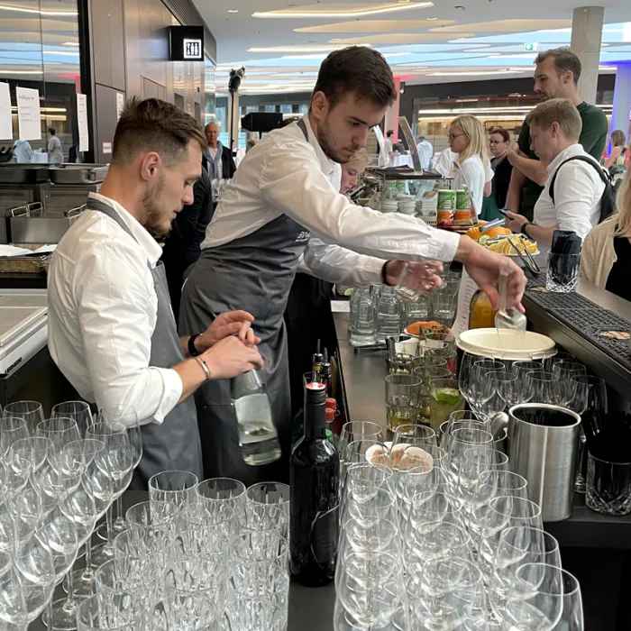 Afterwork-Party Bar