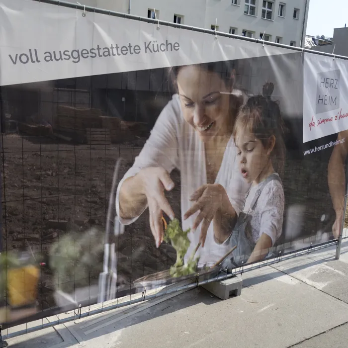 Bauzuantransparent voll ausgestattete Küche